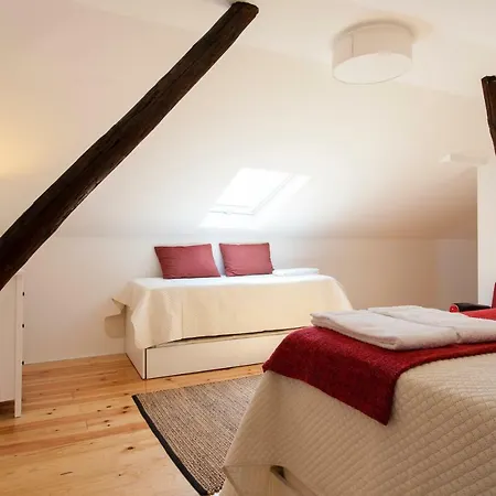 Merces By Hill Apartment Lisbon